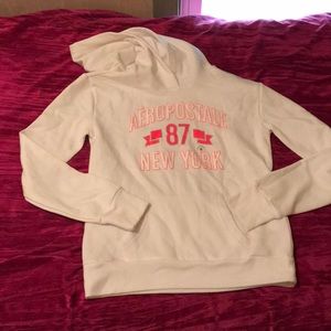 White Aeropostale hoodie. Never been worn.